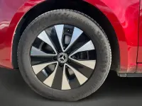 Brugt Mercedes V220 Avantgarde 163 HK (119 kW) 2023 Rød MPV