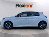 Usado Peugeot 208 Active 102 CV (75 kW) 2024 Blanco Utilitario