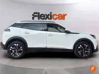 Usado Peugeot 2008 Allure 100 CV (73 kW) 2021 Blanco SUV