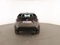 Usado Toyota Yaris Cross Active 116 CV (85 kW) 2023 Verde SUV