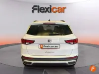 Usado Seat Ateca Style 150 CV (110 kW) 2023 Blanco SUV
