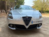 Usado Alfa Romeo Giulietta 120 CV (88 kW) 2017 Gris / plata Utilitario