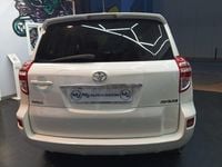 Usado Toyota RAV4 Executive 150 CV (110 kW) 2011 Blanco SUV