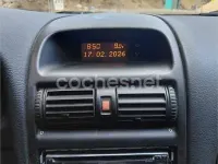 Usado Opel Astra 100 CV (73 kW) 1999 Gris / plata Berlina