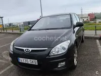 Usado Hyundai i30 Premium 140 CV (102 kW) 2008 Negro Berlina