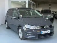 Usado VW Touran Advance 150 CV (110 kW) 2021 Gris / plata Monovolumen