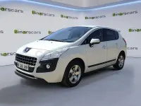 Usado Peugeot 3008 Style 120 CV (88 kW) 2015 Blanco Familiar