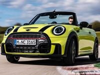 Usado Mini John Cooper Works Cabriolet 231 CV (169 kW) 2023 Verde Descapotable