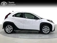 Usado Toyota Aygo X Play 72 CV (52 kW) 2024 Blanco SUV