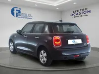 Usado Mini ONE 102 CV (75 kW) 2020 Negro Utilitario