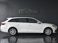Usado Seat Leon Style 115 CV (84 kW) 2022 Blanco Familiar