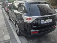 Usado Mitsubishi Outlander 150 CV (110 kW) 2013 Negro SUV