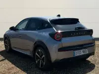 Usado Lancia Ypsilon 110 CV (80 kW) 2025 Negro Utilitario
