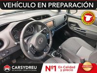 Usado Toyota Yaris Active 69 CV (50 kW) 2018 Blanco Berlina