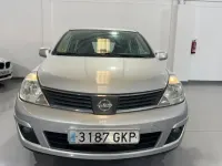 Usado Nissan Tiida Tekna 106 CV (77 kW) 2009 Plateado Utilitario
