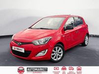 Usado Hyundai i20 90 CV (66 kW) 2013 Rojo Utilitario