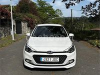 Usado Hyundai i20 84 CV (61 kW) 2016 Blanco Berlina