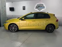 Usado VW Golf VII Life 150 CV (110 kW) 2021 Amarillo Utilitario