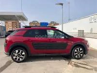 Usado Citroën C4 Shine 100 CV (73 kW) 2017 Rojo Berlina