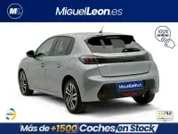Usado Peugeot 208 Allure 102 CV (75 kW) 2023 Gris / plata Utilitario