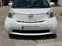 Usado Toyota iQ 68 CV (50 kW) 2010 Blanco Utilitario