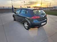 Usado Seat Leon Stylance 140 CV (102 kW) 2007 Azul Utilitario