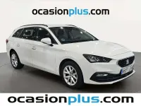 Usado Seat Leon ST Style 150 CV (110 kW) 2021 Blanco Familiar