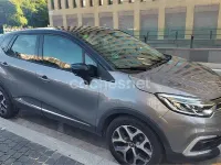 Usado Renault Captur Version S 120 CV (88 kW) 2018 Gris / plata SUV