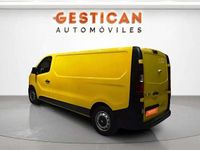 Usado Renault Trafic 120 CV (88 kW) 2021 Amarillo Monovolumen