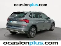 Usado Skoda Kamiq 110 CV (80 kW) 2022 Gris / plata SUV