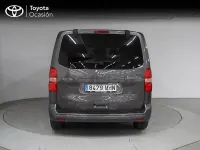 Usado Toyota Proace Verso Luxury 177 CV (130 kW) 2023 Gris / plata Familiar