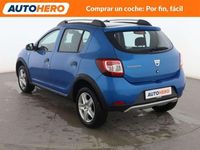 Usado Dacia Sandero Stepway 90 CV (66 kW) 2015 Azul Utilitario