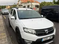 Usado Dacia Sandero Stepway 90 CV (66 kW) 2015 Blanco Berlina