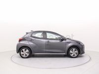 Usado Toyota Yaris Cross Active 116 CV (85 kW) 2024 Gris / plata SUV