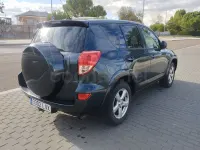 Usado Toyota RAV4 Premium 177 CV (130 kW) 2006 Verde SUV