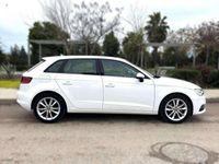 Usado Audi A3 Sportback Ambiente 116 CV (85 kW) 2016 Blanco Utilitario