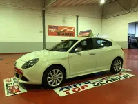 Usado Alfa Romeo Giulietta Distinctive 105 CV (77 kW) 2011 Blanco Utilitario