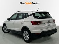 Usado Seat Arona Style Plus 110 CV (80 kW) 2022 Blanco SUV