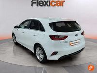 Usado Kia Ceed 120 CV (88 kW) 2021 Blanco Utilitario