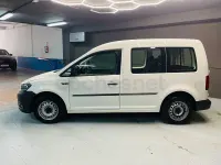 Usado VW Caddy Trendline 102 CV (75 kW) 2018 Blanco Monovolumen