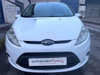 Usado Ford Fiesta Titanium 95 CV (69 kW) 2010 Blanco Utilitario
