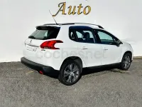 Usado Peugeot 2008 Style 100 CV (73 kW) 2015 Blanco SUV