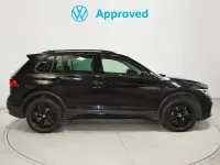 Usado VW Tiguan Sportline 150 CV (110 kW) 2022 Negro SUV