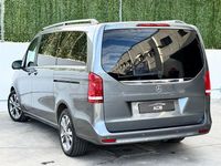 Usado Mercedes V220 Exclusive 163 CV (119 kW) 2021 Gris / plata Monovolumen