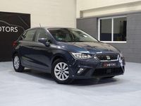 Usado Seat Ibiza Style Plus 80 CV (58 kW) 2019 Gris / plata Utilitario