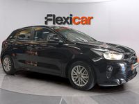 Usado Kia Rio 101 CV (74 kW) 2020 Negro Berlina