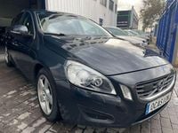 Usado Volvo S60 Momentum 163 CV (119 kW) 2011 Negro Berlina