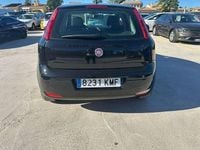 Usado Fiat Punto S 77 CV (56 kW) 2018 Negro Utilitario