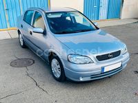 Usado Opel Astra Comfort 100 CV (73 kW) 2001 Gris / plata Berlina