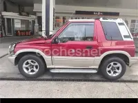 Usado Suzuki Vitara 90 CV (66 kW) 2002 Rojo SUV